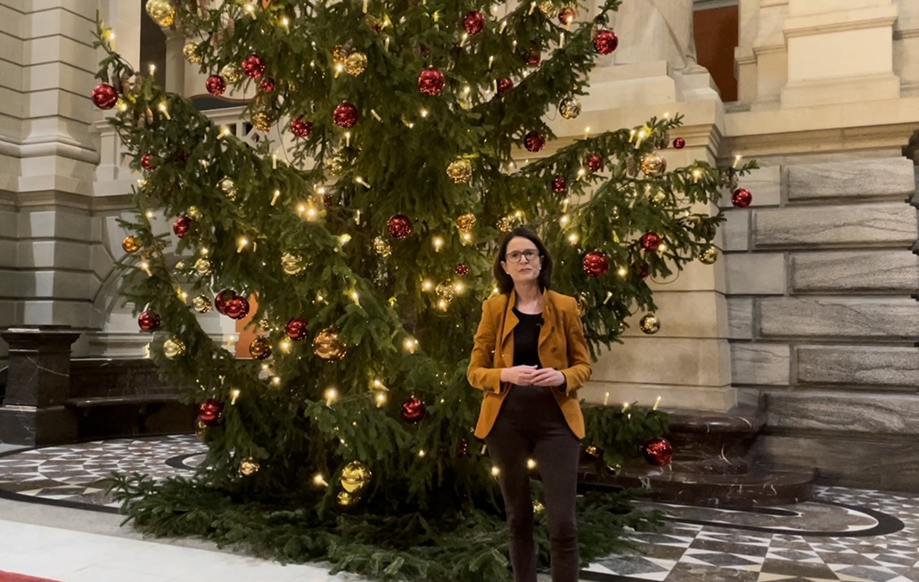 SWV-Präsidentin Susanne Vincenz-Stauffacher im Bundeshaus (Wintersession 2023)